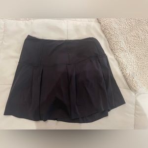 Lulu lemon skirt
